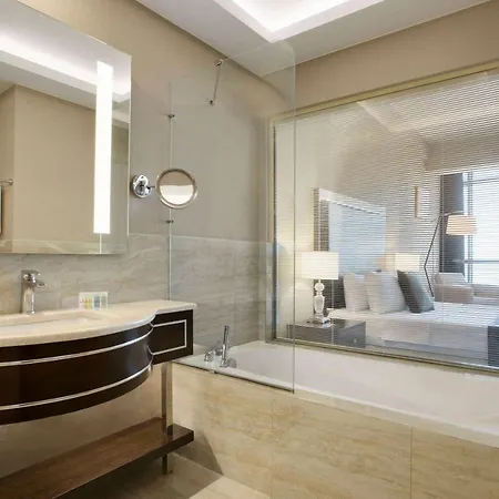 מלון Ramada By Wyndham İskenderun