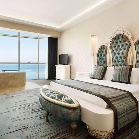 Ramada By Wyndham Hotel 4*