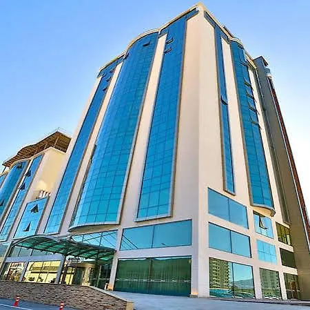 Otel Ramada By Wyndham 4*